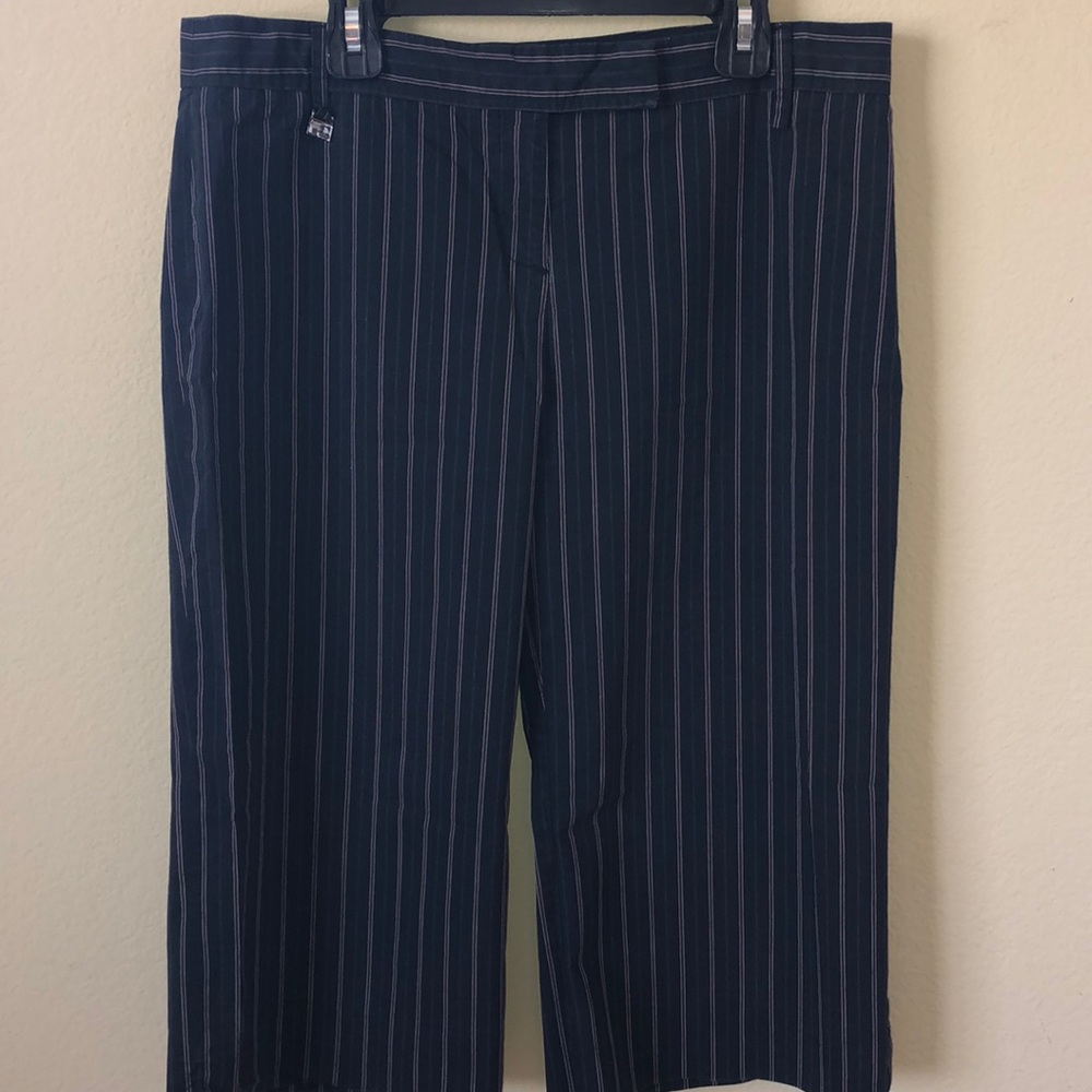 BCBGMaxAzria Black with Red Pinstripes Cropped Pants - Size 8